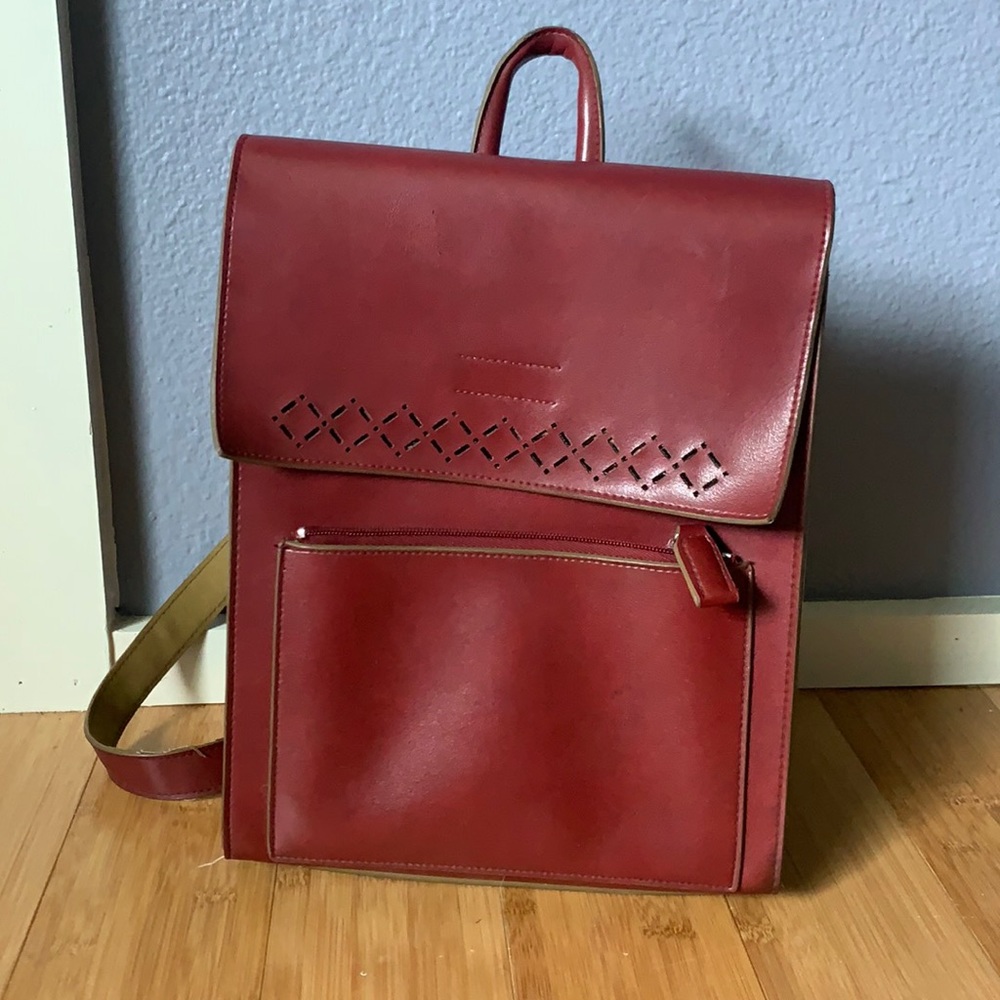 Mondani Red pleather purse backpack